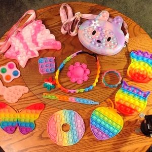 Pop It Toys Lot Of 17... Including 2 Purses!!!
